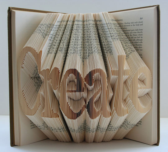 ♥ Books, Crafts & Pretty Things Blog: Crafts Made from Books 2 - other