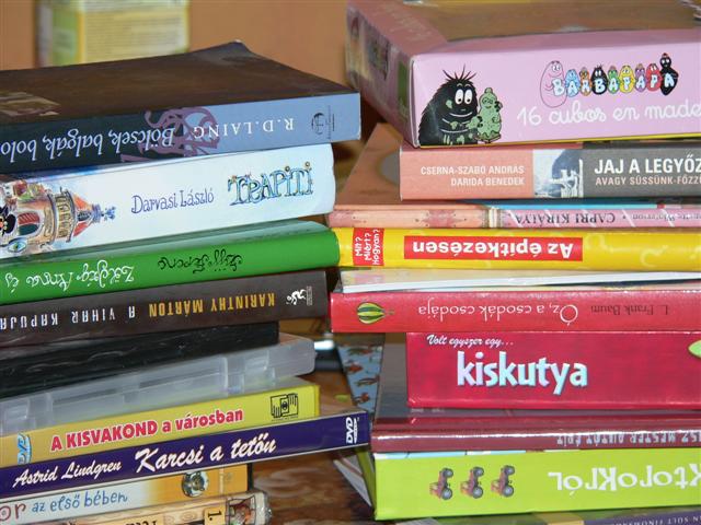[P1130086+(Small).JPG]