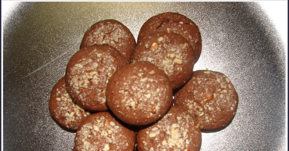 Bon Appetit Chocolate and Roasted Almond Cookies