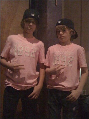 justin bieber girlfriend justin bieber girlfriend caitlin. justin bieber girlfriend
