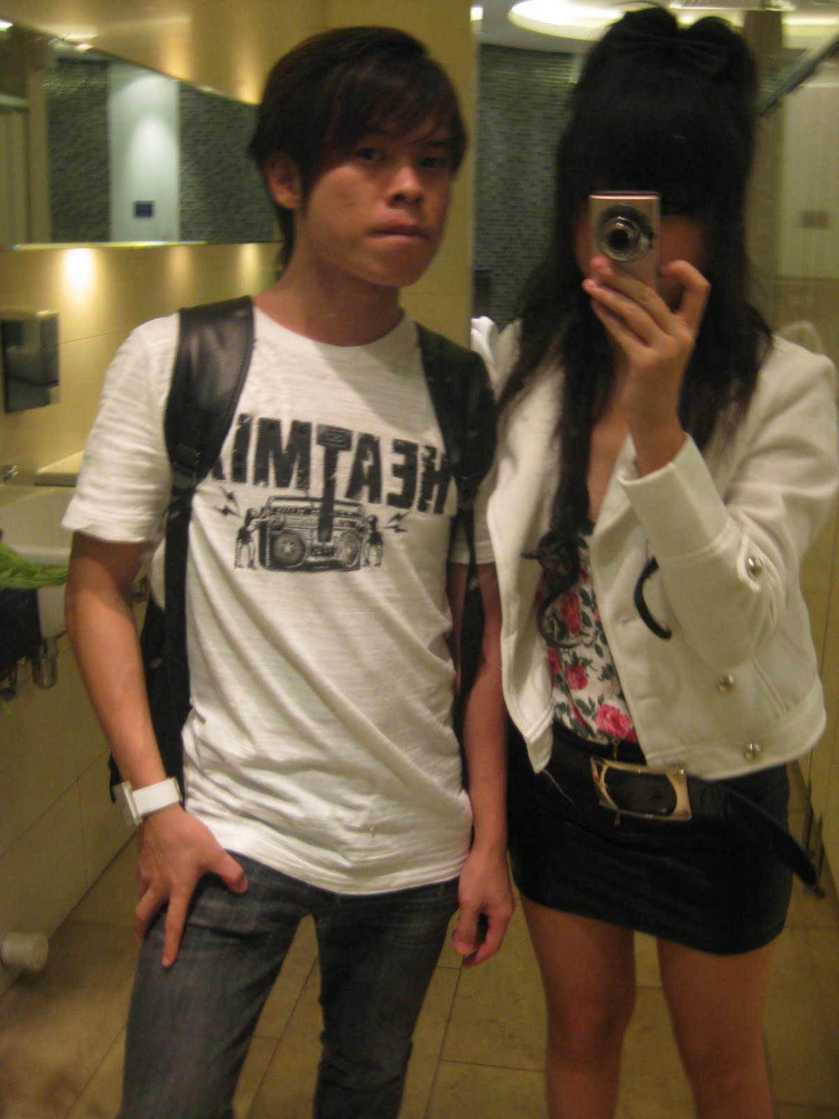 [068.JPG]