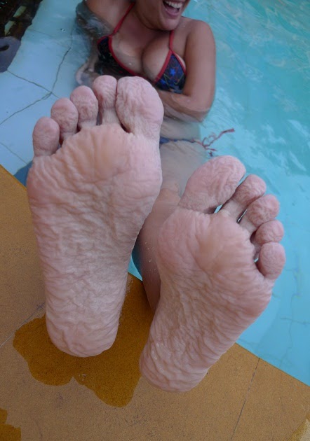 Lady feet pics