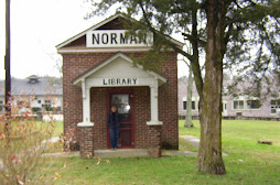 Norman, Arkansas Library