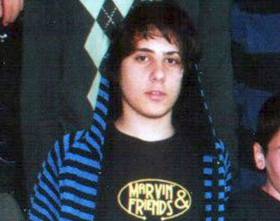 [21-7-thumb-small.jpg]