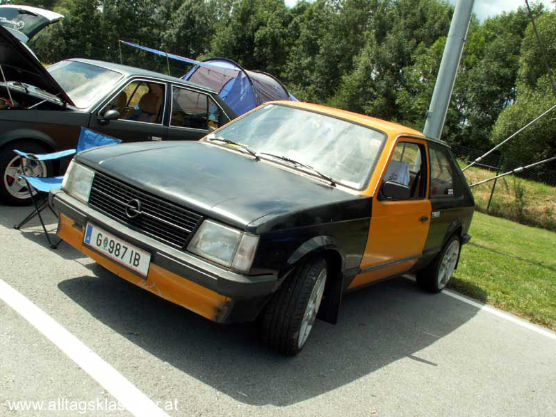 [opel-kadett-d-03.jpg]