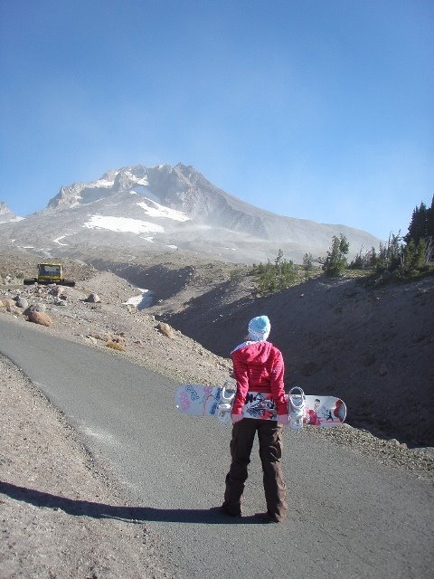 [emilymthoodsmall.JPG]