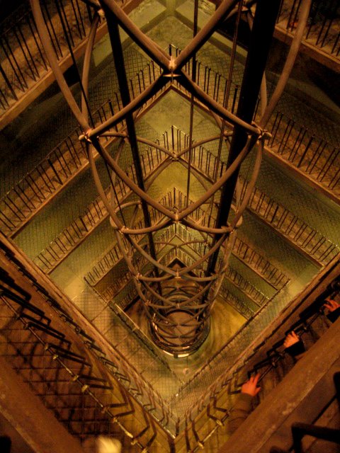 [Prague-elevator-shaft.jpg]
