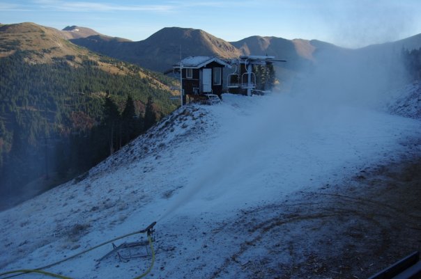 [n633068558_819178_5056.jpg]