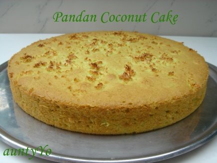 [Pandan+Coconut+Cake+1.jpg]