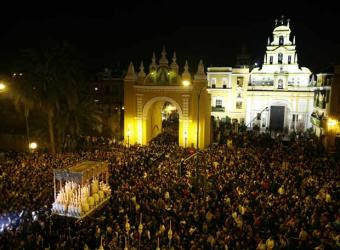 http://4.bp.blogspot.com/_uzcVobedevI/SduFLYF1aNI/AAAAAAAAARM/VFTwycEWhIs/s400/momento_procesion_Virgen_Esperanza_Macarena_Madruga_sevillana.jpg