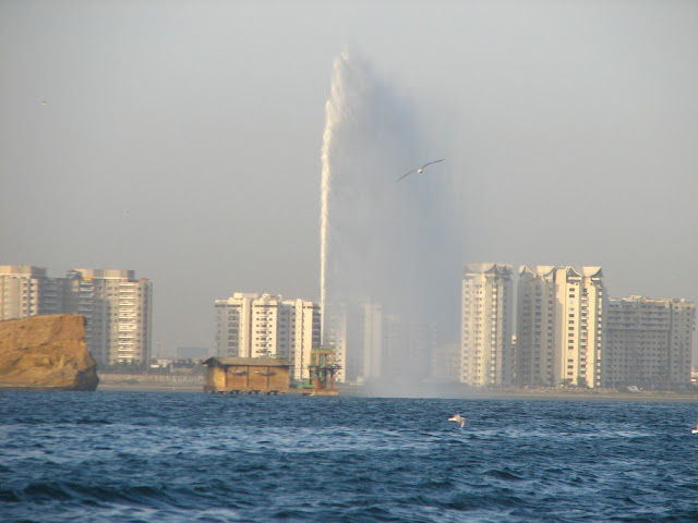 Jet Fountain in Karachi, Pakistan