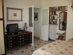 Livingroom/Bedroom, 4