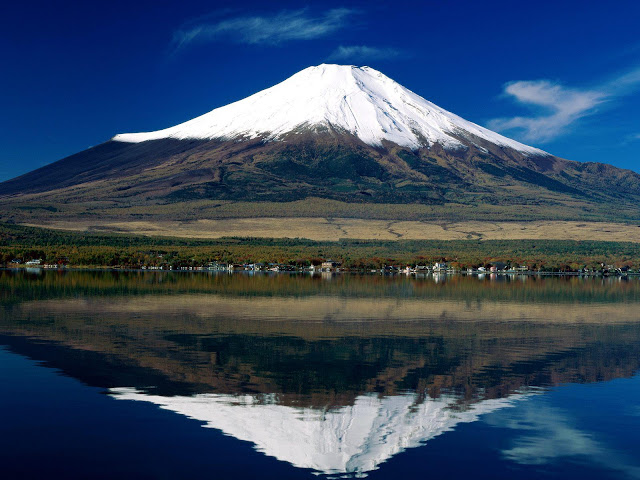 http://4.bp.blogspot.com/_v6VdV40MKSw/TDdki3d7DjI/AAAAAAAAA6Q/C_DkMk-ygvk/s320/monte-fuji.jpg