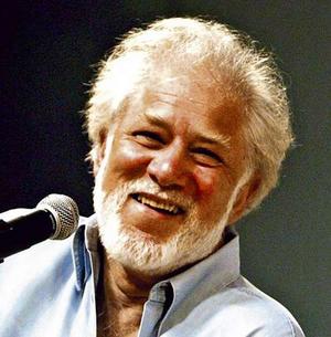 [michael_ondaatje_narrowweb__300x305,0.jpg]
