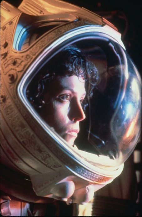 [Candidature] Photos du mois (Janvier 2011) - Page 2 Sigourney+Weaver+Ripley+Alien