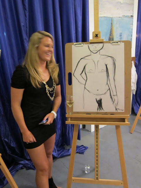 Banana Wonder: Champagne and Nude Model Sketching: ArtWorks Banana Wonder: Champagne and Nude Model Sketching: ArtWorks