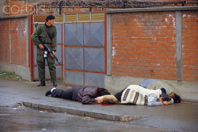 Bosnian+Genocide+%2528Bijeljina+massacre+in+March+1992%2529+6.jpg