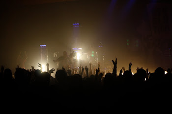 Kupe on Concert