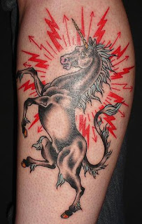 tattoo de cavalo unicórnio selvagem