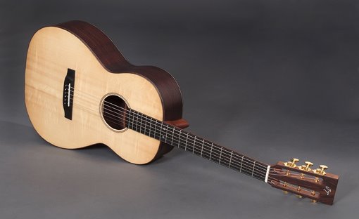 [Gitarre06_I-net.jpg]