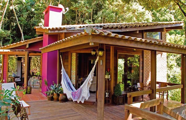 decoracao de interiores em casas de madeira:Um chalé na região serrana do Rio de Janeiro, para descansar, curtir decoracao de interiores em casas de madeira:Um chalé na região serrana do Rio de Janeiro, para descansar, curtir