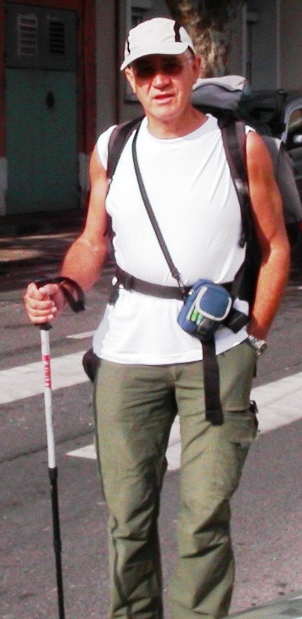 [pèlerin+Compostelle+020906+001.jpg]