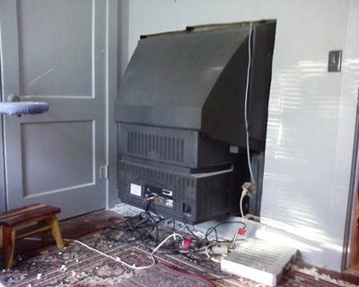 [image002.jpg]