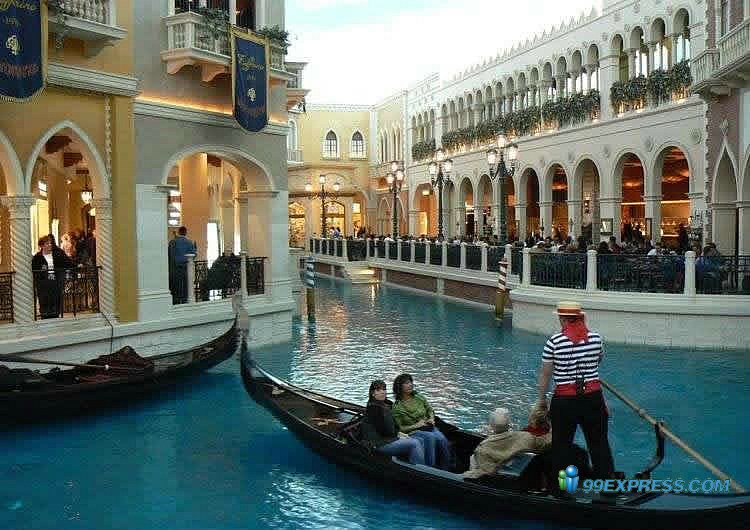 [macau_venice_04.jpg]