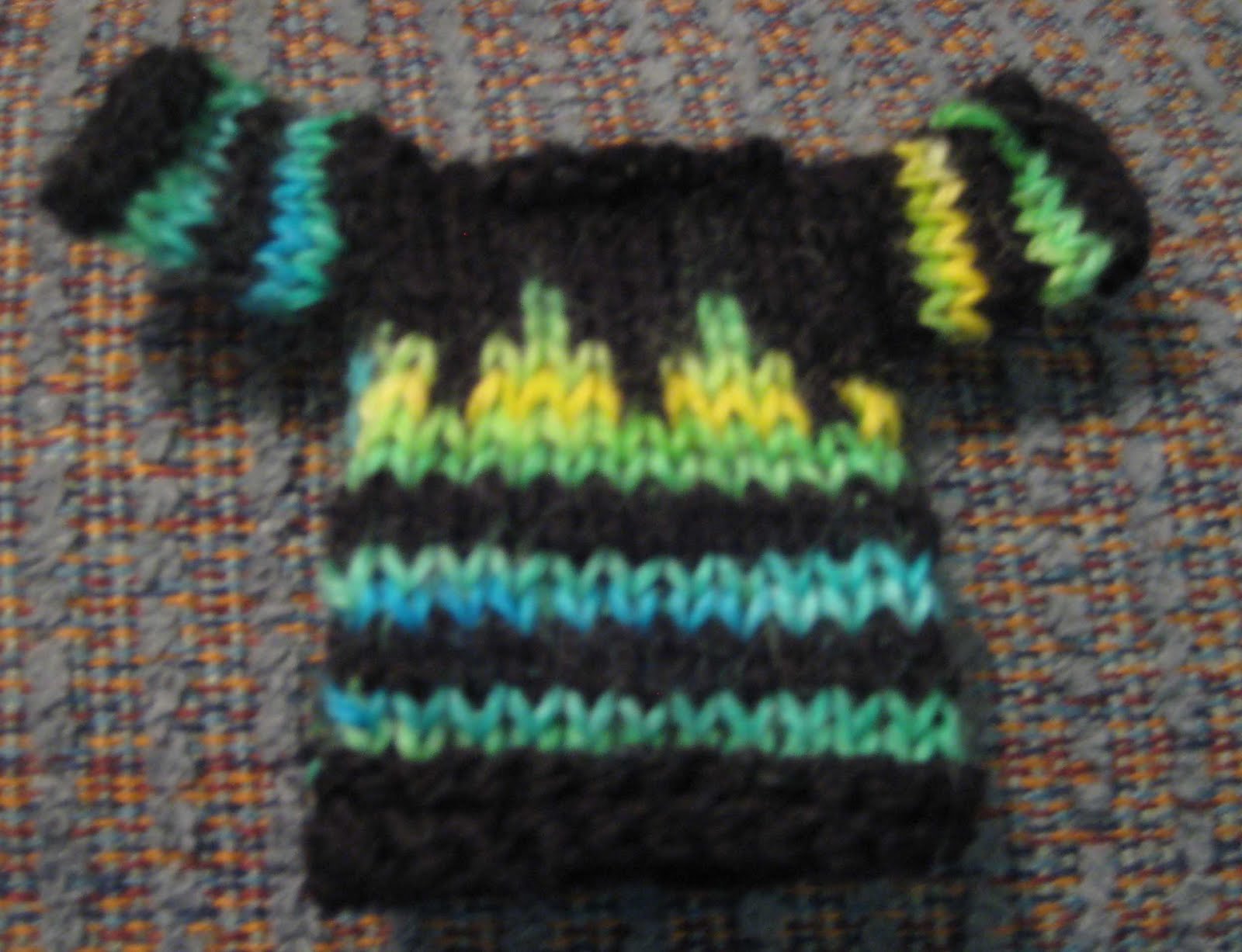 ChemKnits: Itsy Bitsy Holiday Sweaters - Part 1