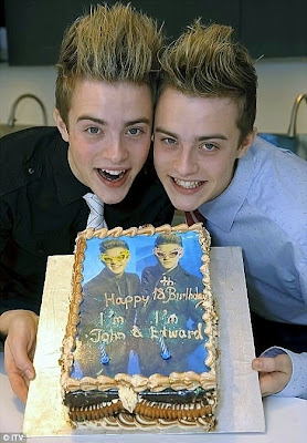 %2B%2B%2BX+Factor+Twins+John+and+Edward+celebrate+their+18th+birthday+with+cake+October+16+2009+photo.jpg