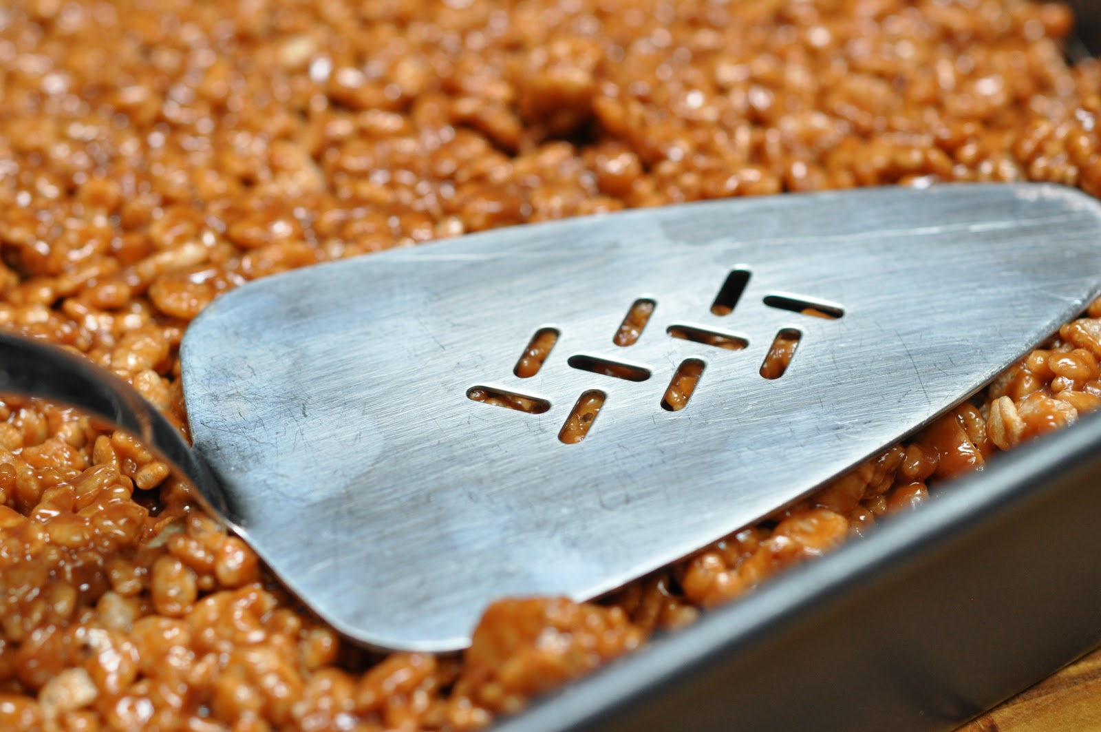 teasespoon of sugar Mars Bar Squares