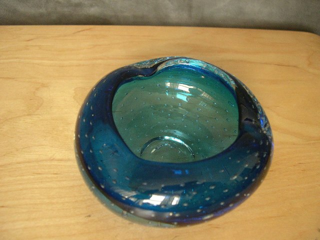 [glass+ashtray+2.JPG]
