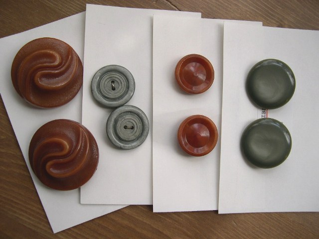 [button+cards2.JPG]