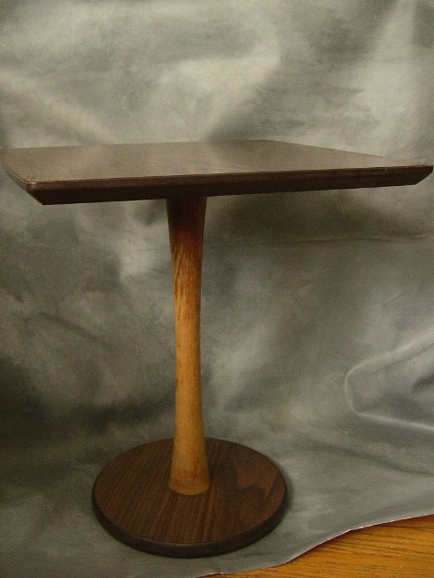[small+side+tablef.JPG]