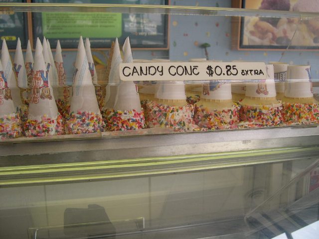 [candy+cones.JPG]