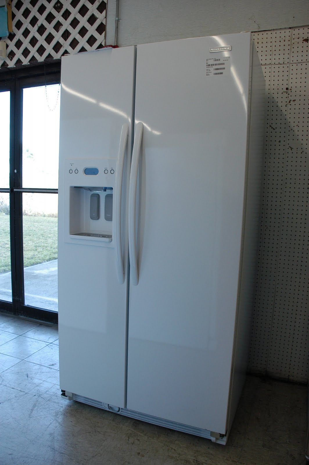 Appliance Direct Video Blog KitchenAid SidebySide Dispensing