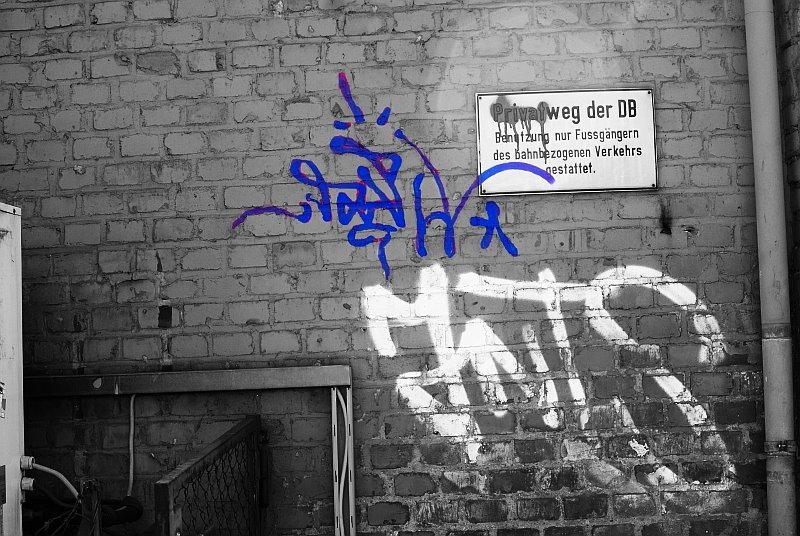 [graffgust.jpg]