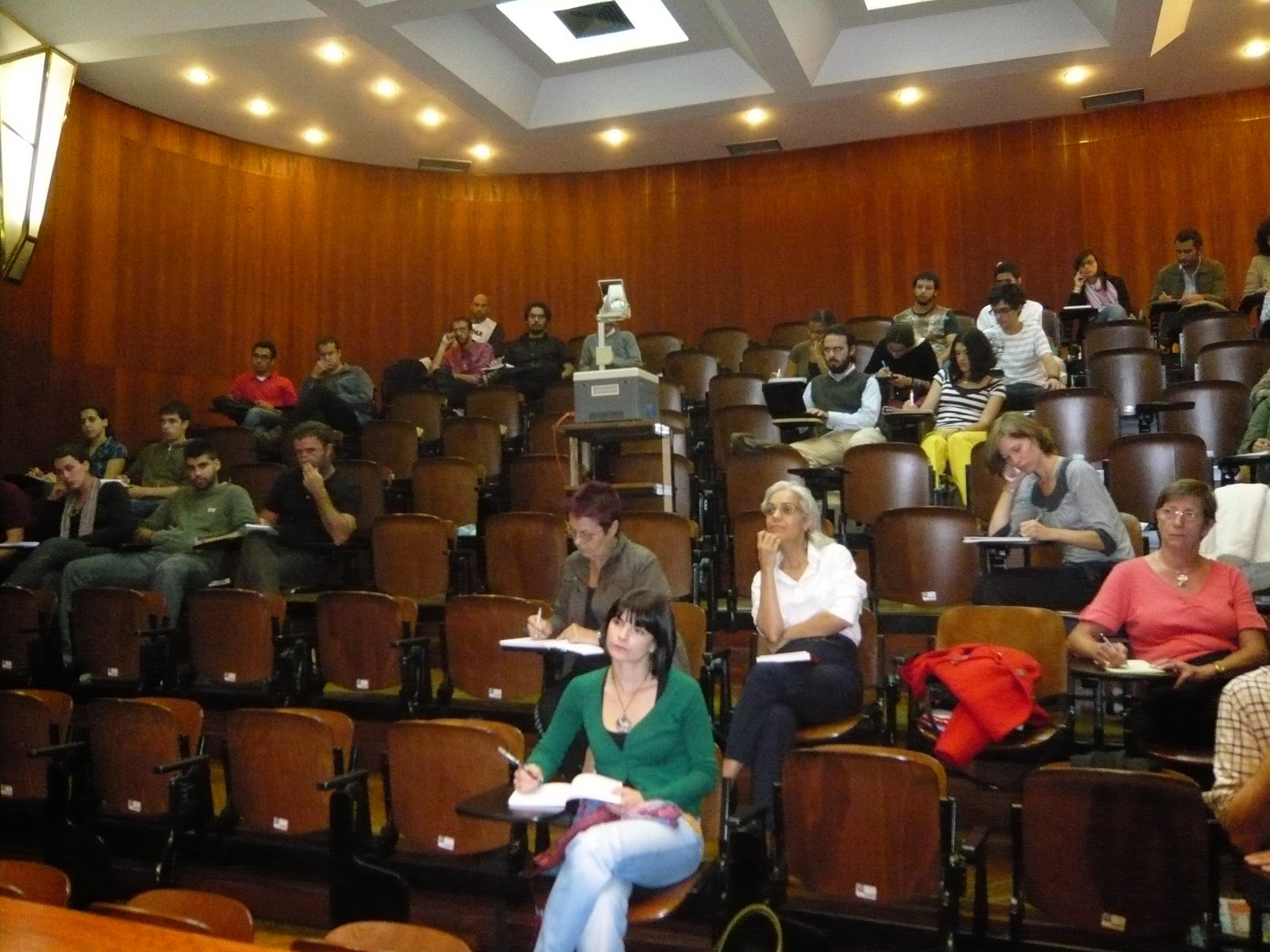 [L1030908.JPG]