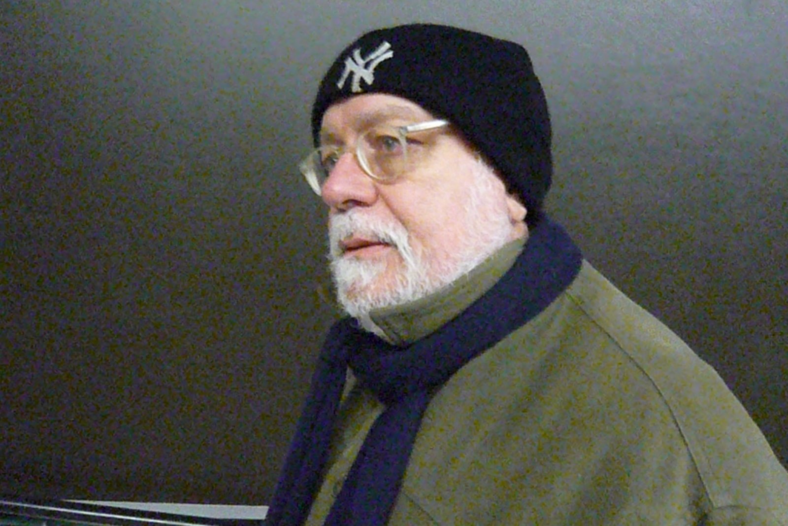 [L1040987.JPG]