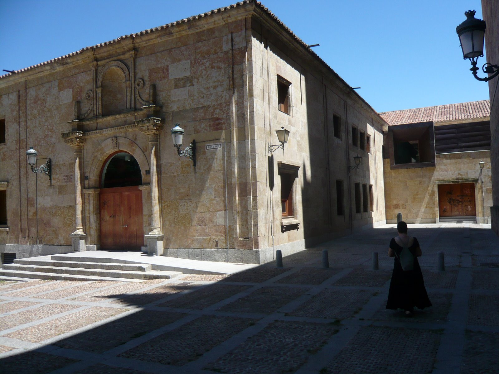 [L1000956.JPG]