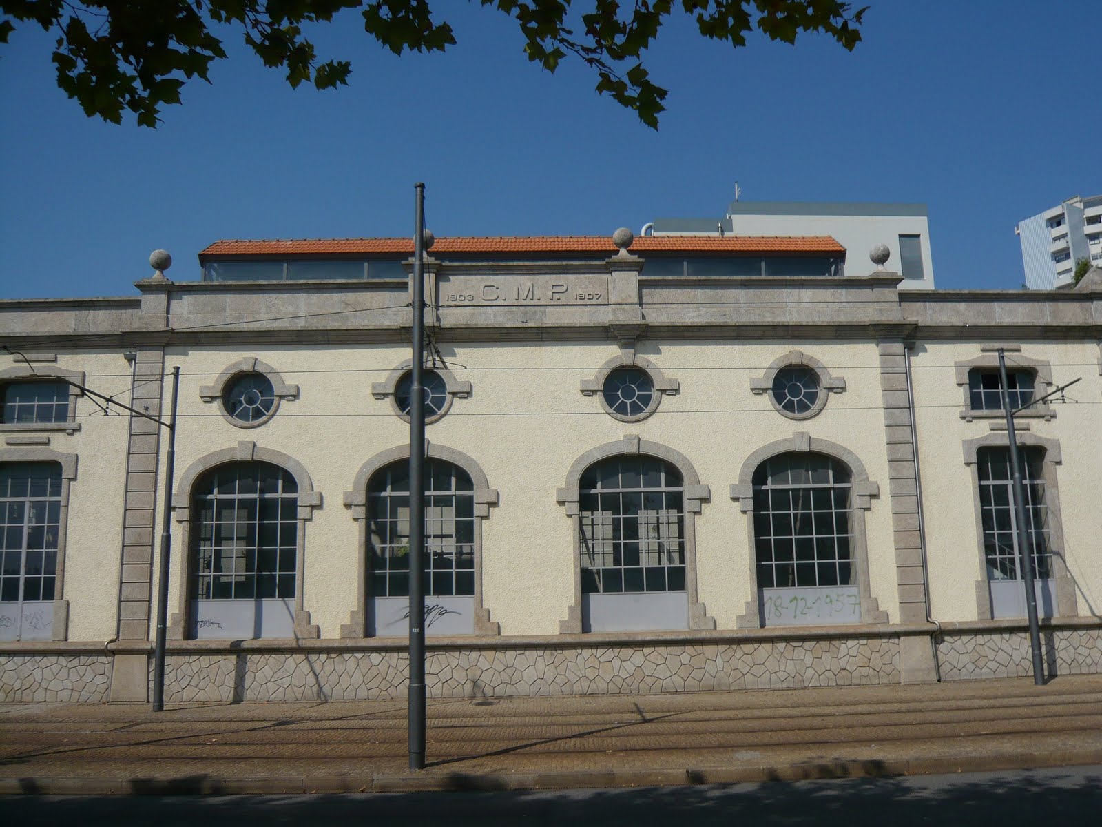 [L1020439.JPG]