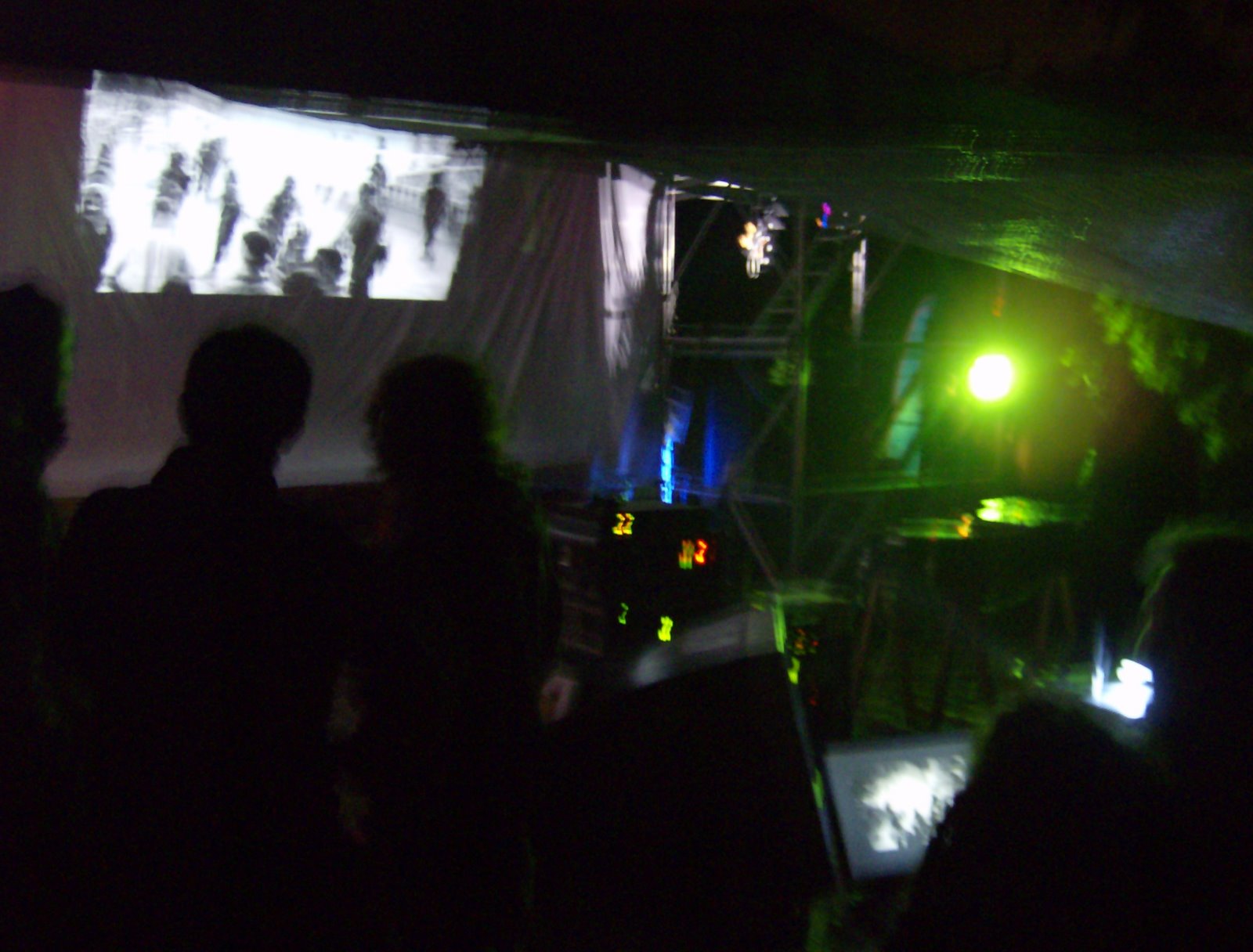 [total+freedom+rave.JPG]