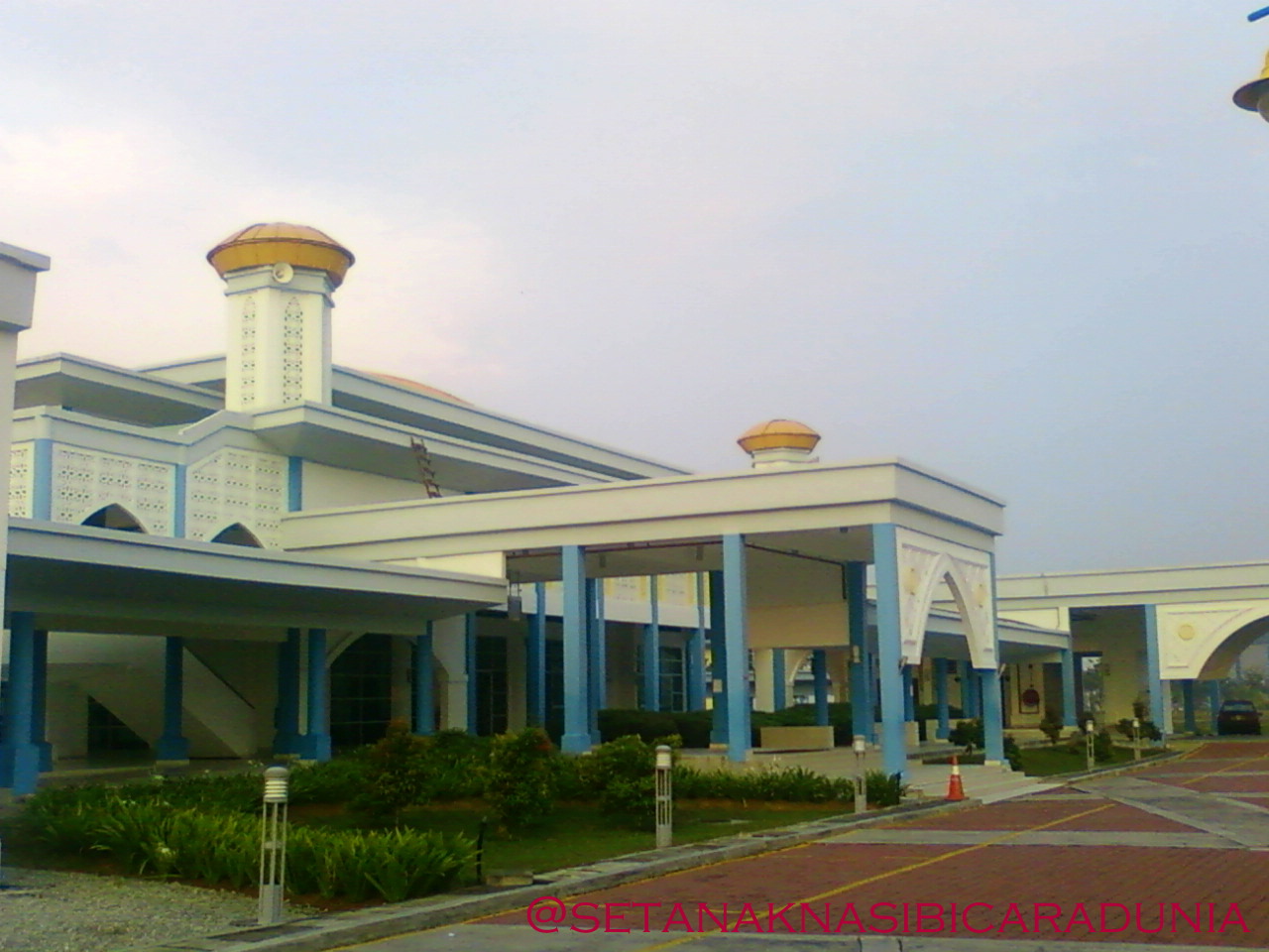 Unisel Batang Berjuntai