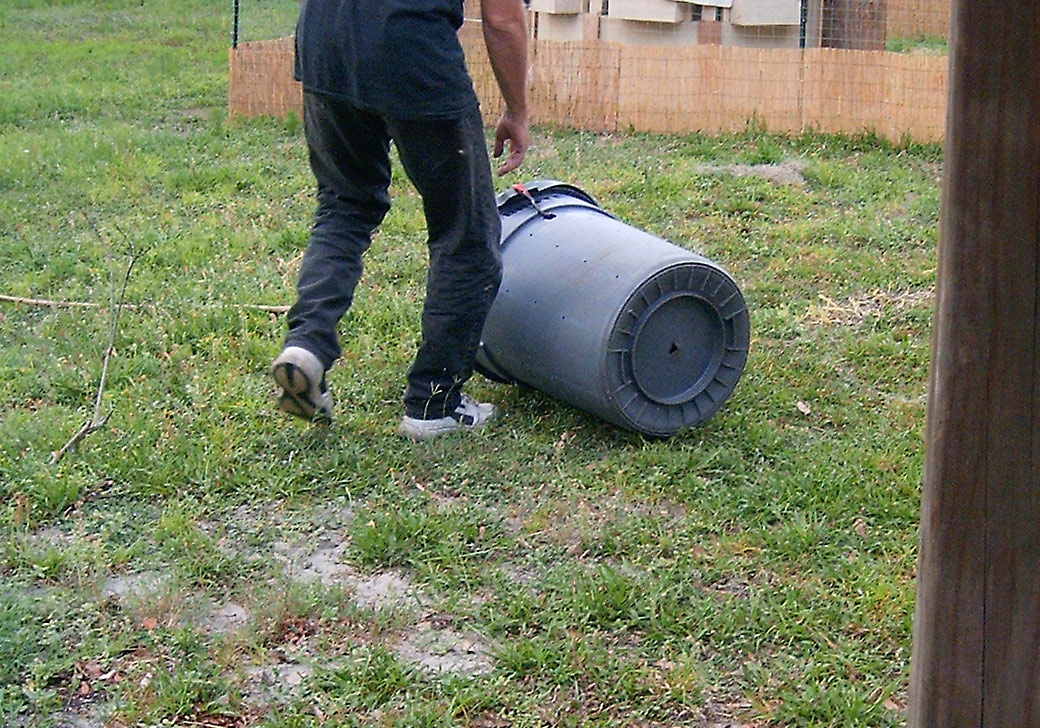 Homestead Light Condensed How to make a cheap rolling compost bin in five minutes