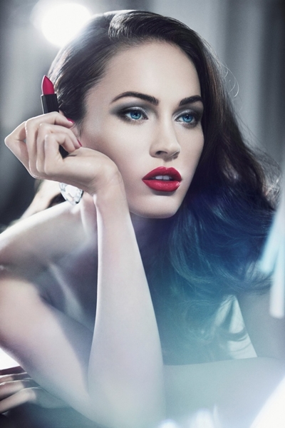 megan fox makeup 2011. megan fox makeup less. megan fox makeup 2011.