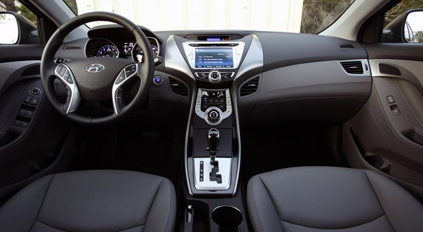 Manly Auto Inside The 2011 Hyundai Elantra