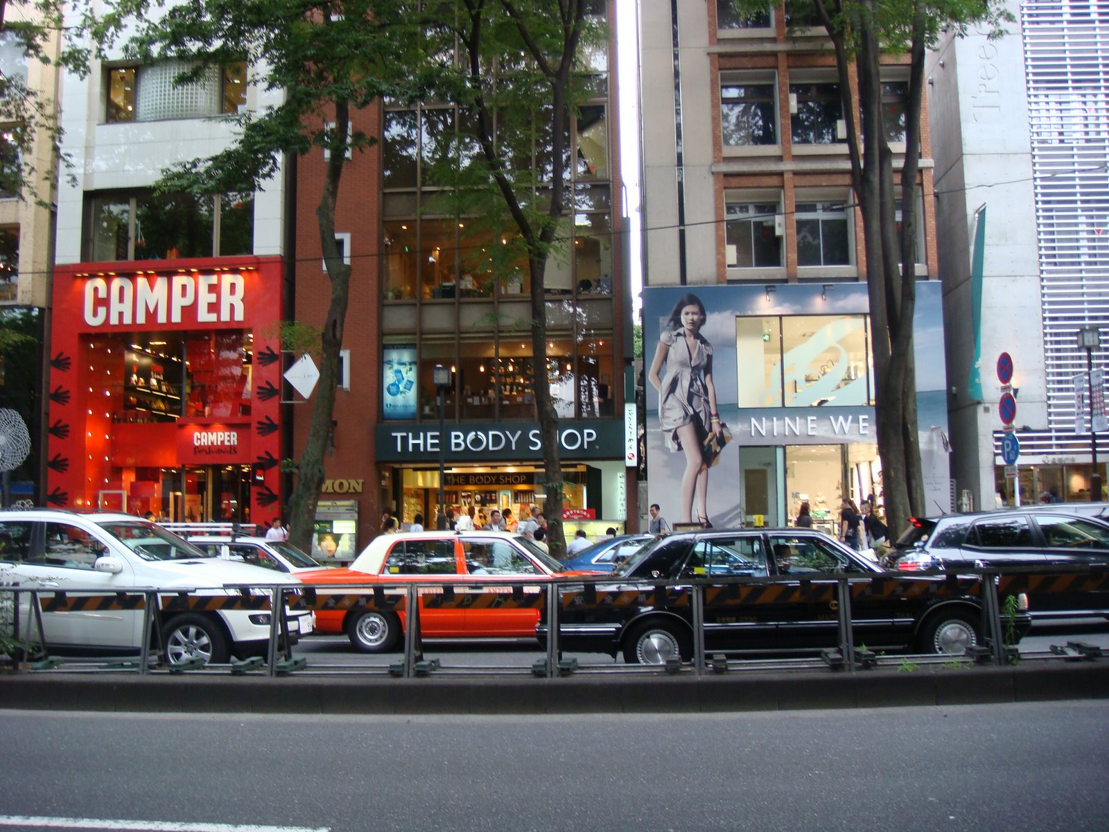[omotesando.JPG]