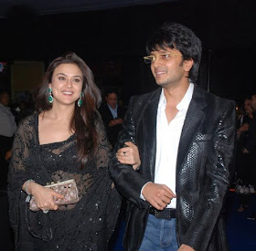 Preity Zinta gorgeous in Black Saree