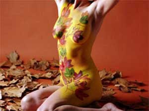 Beautiful Female Bodies And Female Body In Photography With Body Painting With Flower Theme Picture 2