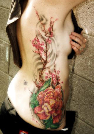Tatto on Tattoo With Hawaiian Tattoo Designs Especially Hawaiian Flower Tattoo